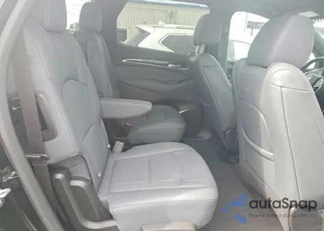 2024 Buick Enclave Essence z USA, uszkodzony, nr VIN 5GAERBKW6RJ126946